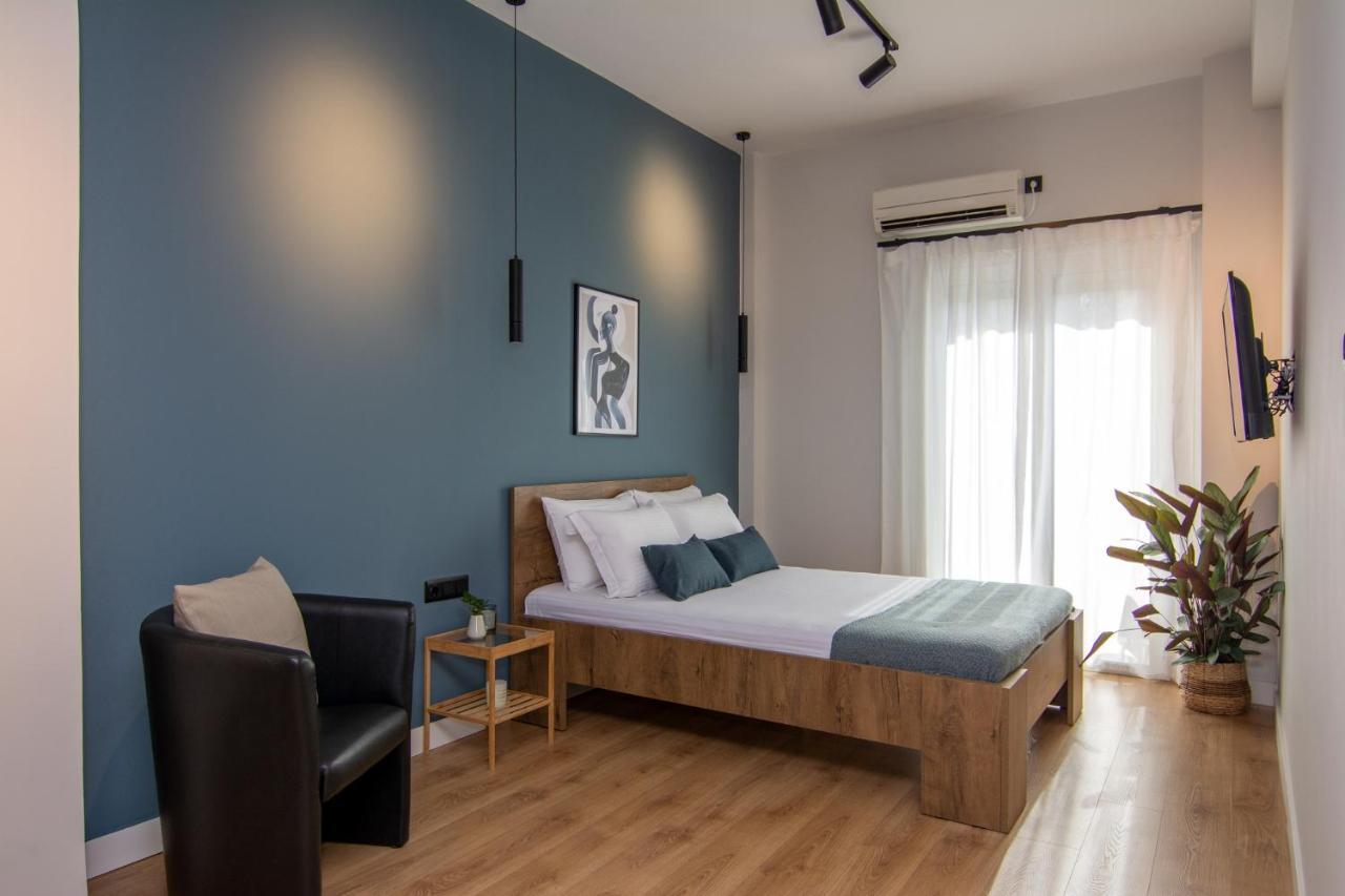 Studio 48, Cozy Apartment In Kalamata City Center Bagian luar foto